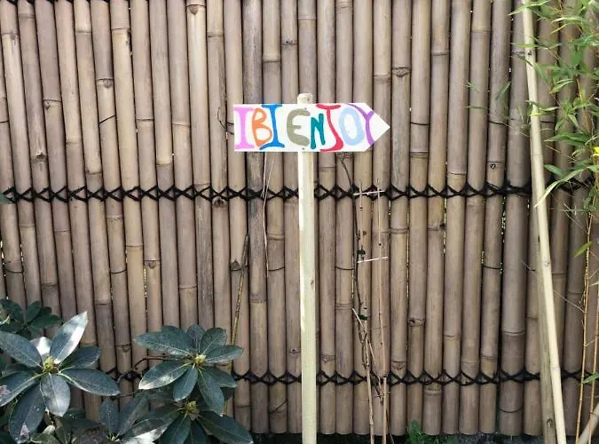 Ibi Enjoy Gæstehus 3*